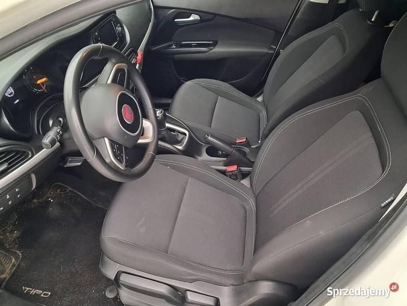 Używany Fiat Tipo 2016 Biały Kombi