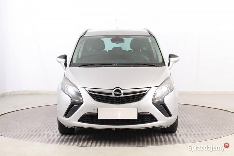 Srebrny Używany 2012 Opel Zafira Minivan | 18 499 zł (Dobra cena) - Obraz 1/4