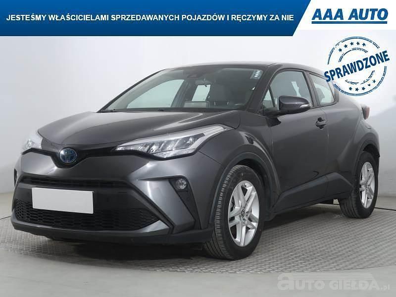 Używany Toyota C-HR 122 KM (89 kW) 2022 Szary SUV