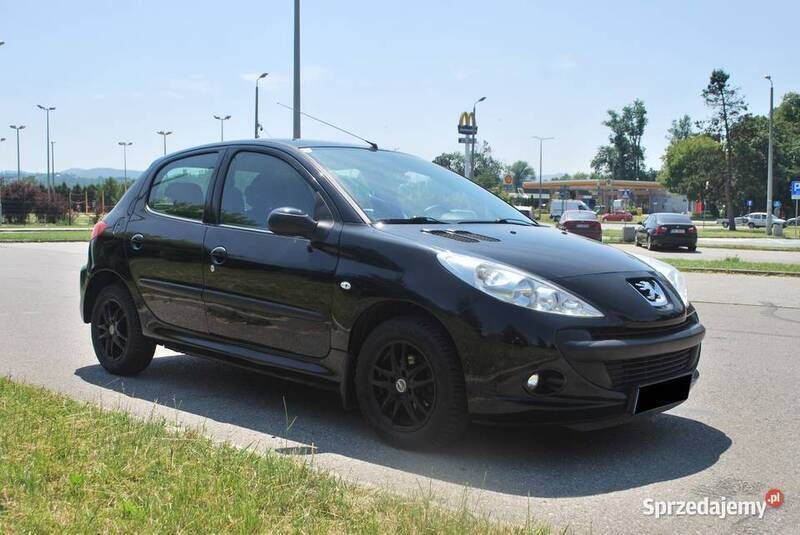 Używany 2011 Peugeot 206+ Hatchback | 11 900 zł (Uczciwa cena) - Obraz 1/4