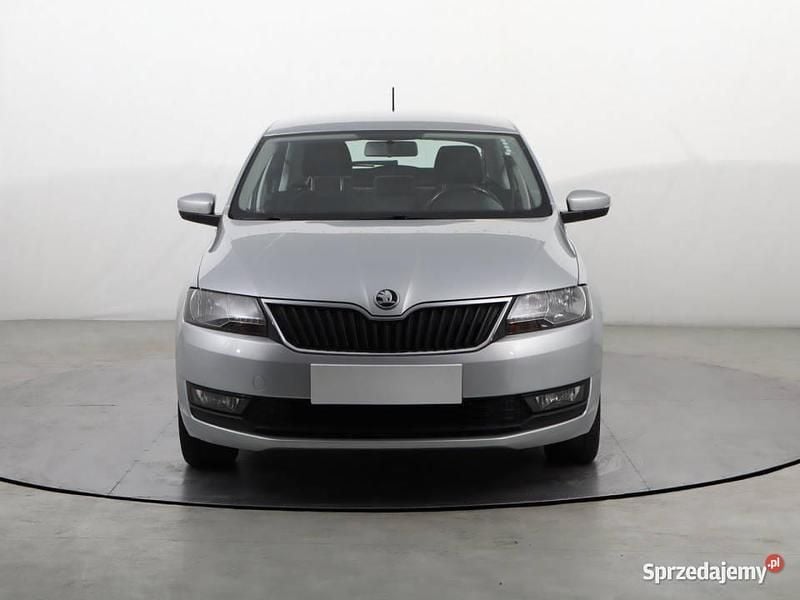 Srebrny Używany 2018 Skoda Rapid Hatchback | 42 999 zł (Uczciwa cena) - Obraz 1/4