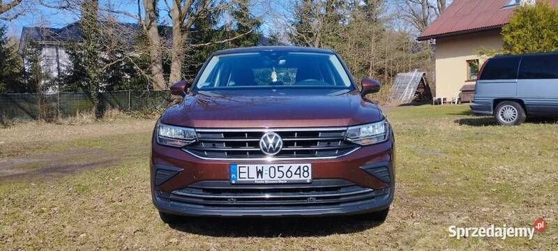 Brązowy Używany 2021 VW Tiguan SUV | 99 000 zł (Dobra cena) - Obraz 1/4