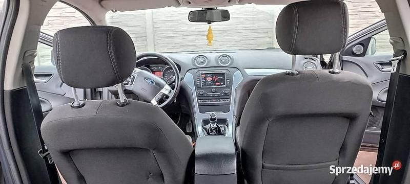 Używany Ford Mondeo Trend 2011 Szary Kombi