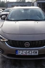 Używany Fiat Tipo 95 KM (69 kW) 2017 Beżowy Hatchback