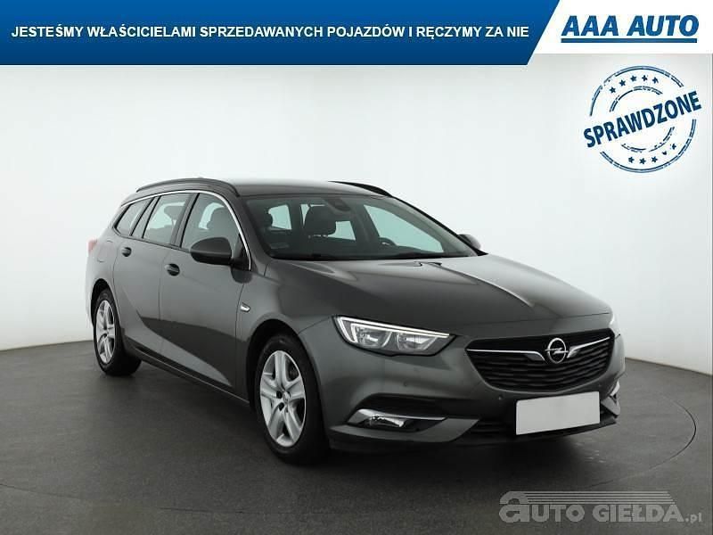 Szary Używany 2017 Opel Insignia | 37 999 zł (Uczciwa cena) - Obraz 1/4