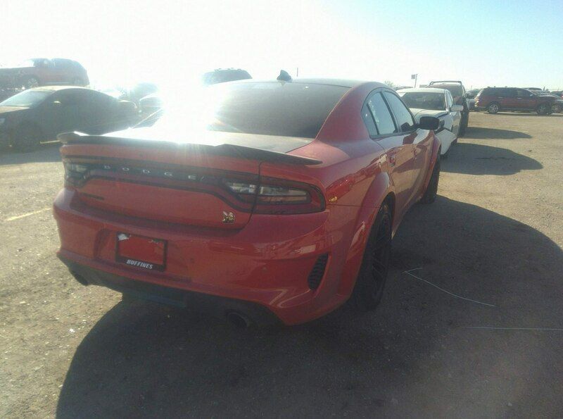 Używany Dodge Charger 485 KM (356 kW) 2021 Czerwony Sedan/Limuzyna
