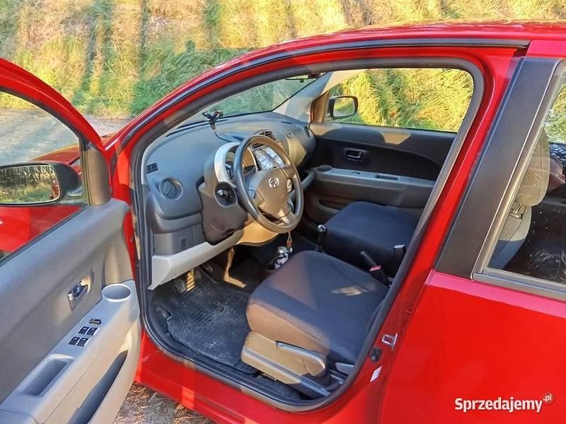 Czerwony Używany 2006 Daihatsu Sirion Hatchback | 5000 zł - Obraz 1/4