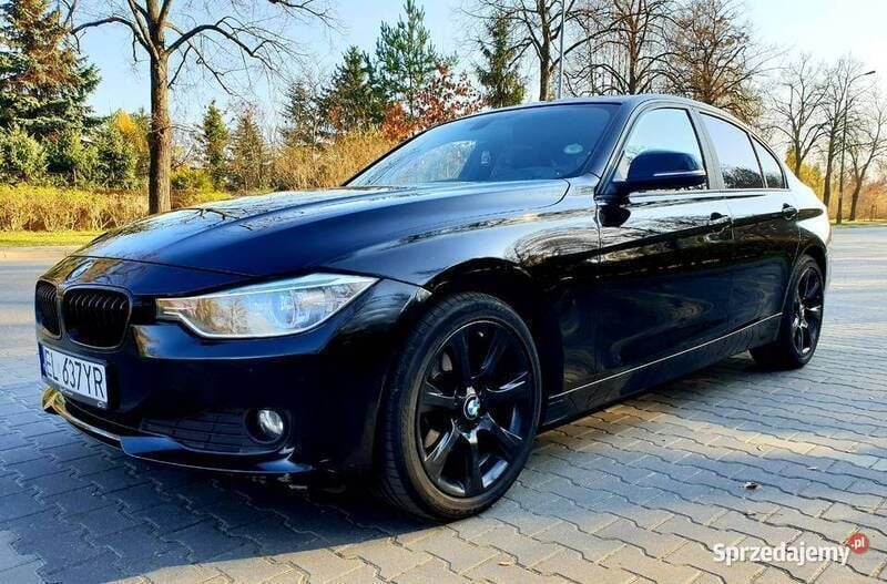 Używany BMW 320 Shadowline 2014 Czarny Sedan/Limuzyna