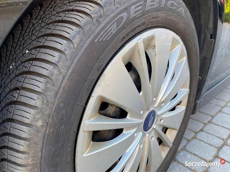 Używany Ford C-MAX 2015 Czarny Minivan