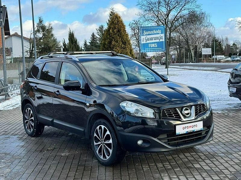 Czarny Używany 2013 Nissan Qashqai +2 SUV | 32 900 zł (Uczciwa cena) - Obraz 1/4