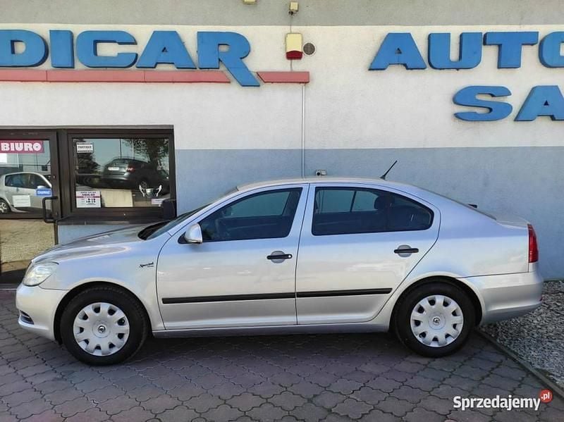 Używany Skoda Octavia 105 KM (77 kW) 2013 Srebrny (metalik) Hatchback