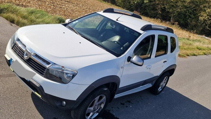 Biały Używany 2013 Dacia Duster SUV | 16 999 zł - Obraz 1/4