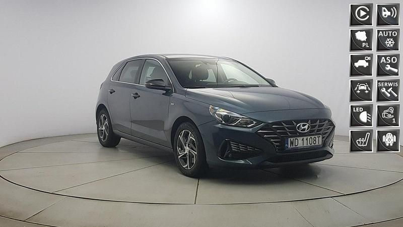 Używany Hyundai i30 160 KM (117 kW) 2023 Niebieski Hatchback