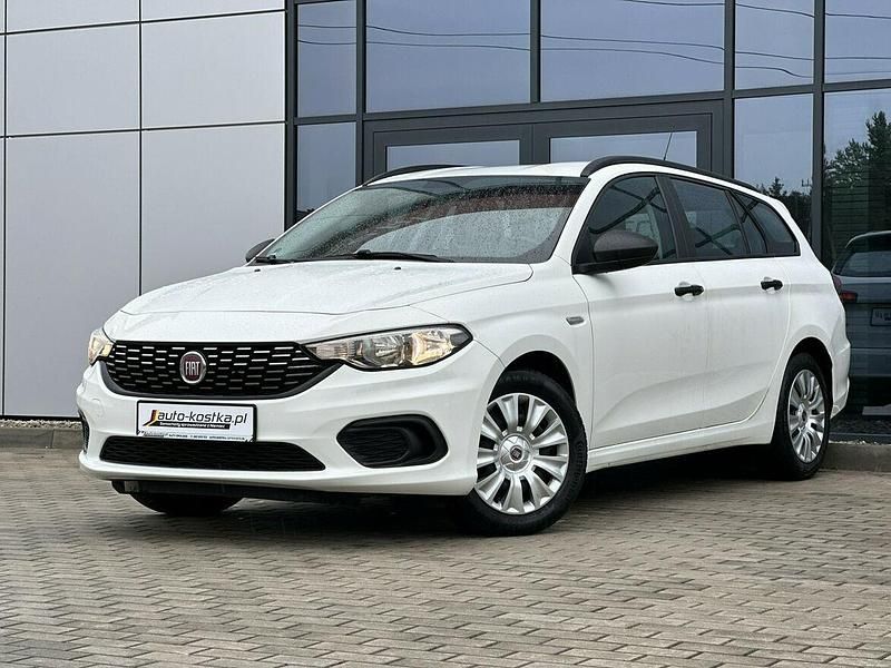 Biały Używany 2017 Fiat Tipo Kombi | 32 999 zł (Dobra cena) - Obraz 1/4