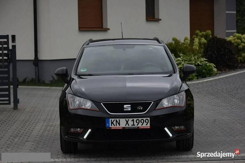 Czarny Używany 2014 Seat Ibiza ST Kombi | 17 900 zł (Dobra cena) - Obraz 1/4
