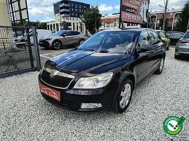 Czarny Używany 2010 Skoda Octavia Van | 9900 zł - Obraz 1/4