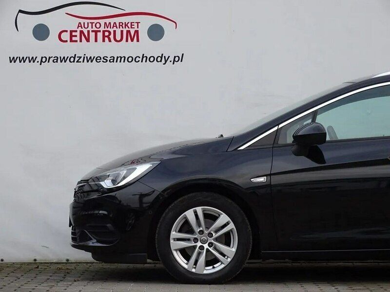 Czarny (metalik) Używany 2020 Opel Astra Kombi | 58 900 zł (Uczciwa cena) - Obraz 1/3
