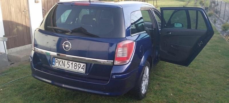 Używany Opel Astra 2008 Niebieski Kombi
