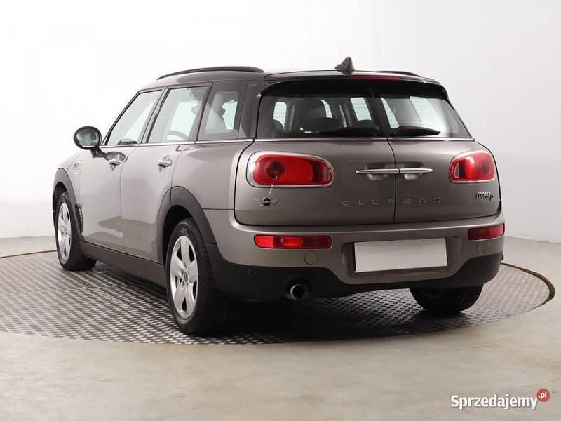 Używany Mini Cooper D Clubman 2017 Beżowy Kombi