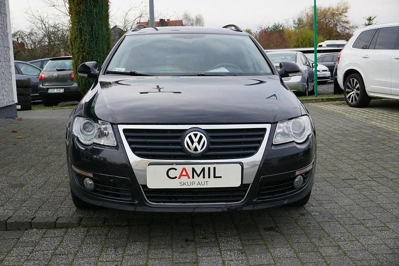 Czarny Używany 2008 VW Passat Kombi | 12 800 zł (Dość drogi) - Obraz 1/2