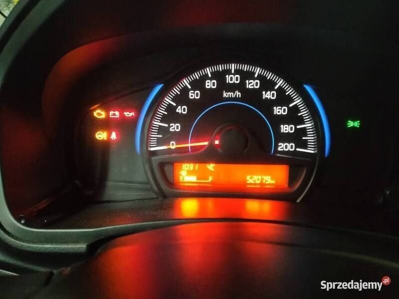 Używany Suzuki Baleno 90 KM (66 kW) 2017 Biały Hatchback