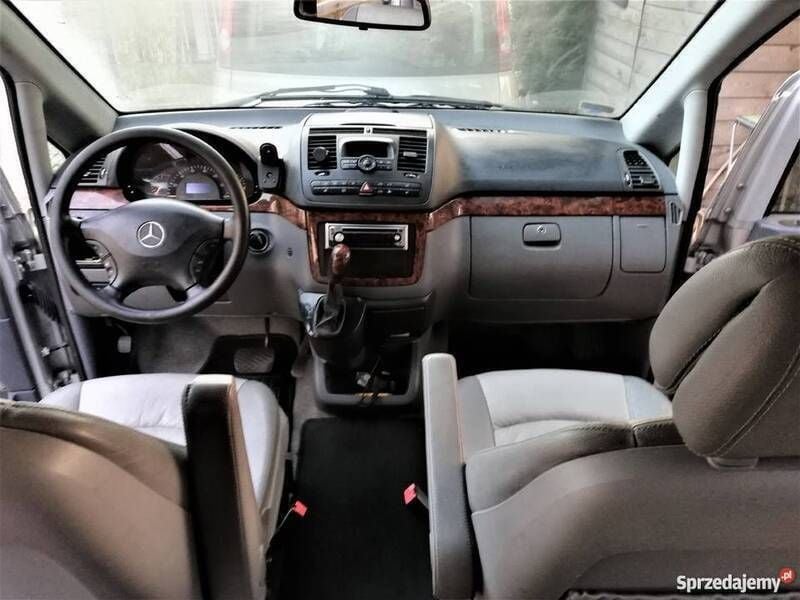 Używany Mercedes Viano 2003 Srebrny Minivan