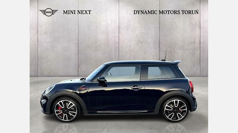 Używany Mini John Cooper Works Hatch 231 KM (169 kW) 2022 Enigmatic black metalizowany Hatchback