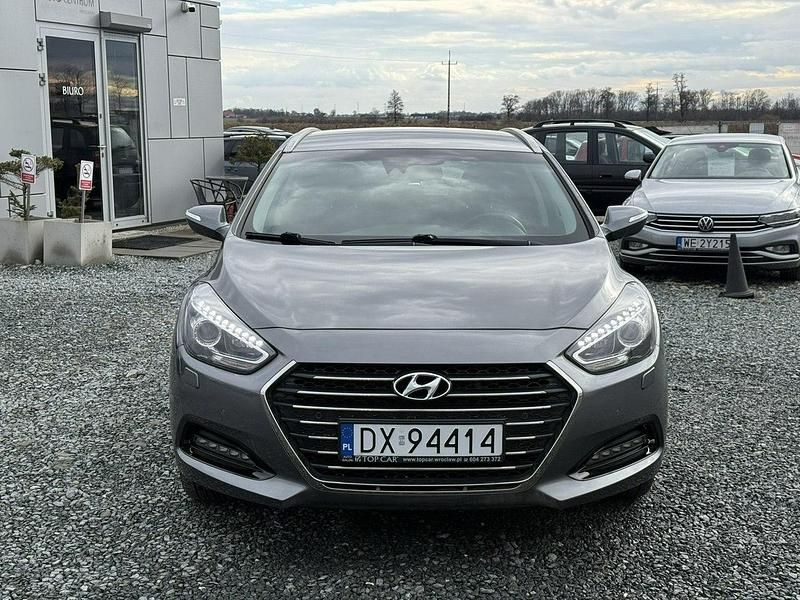 Używany Hyundai i40 141 KM (103 kW) 2016 Szary Kombi