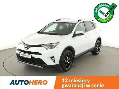 Używany Toyota RAV4 Style 143 KM (105 kW) 2015 Biały SUV