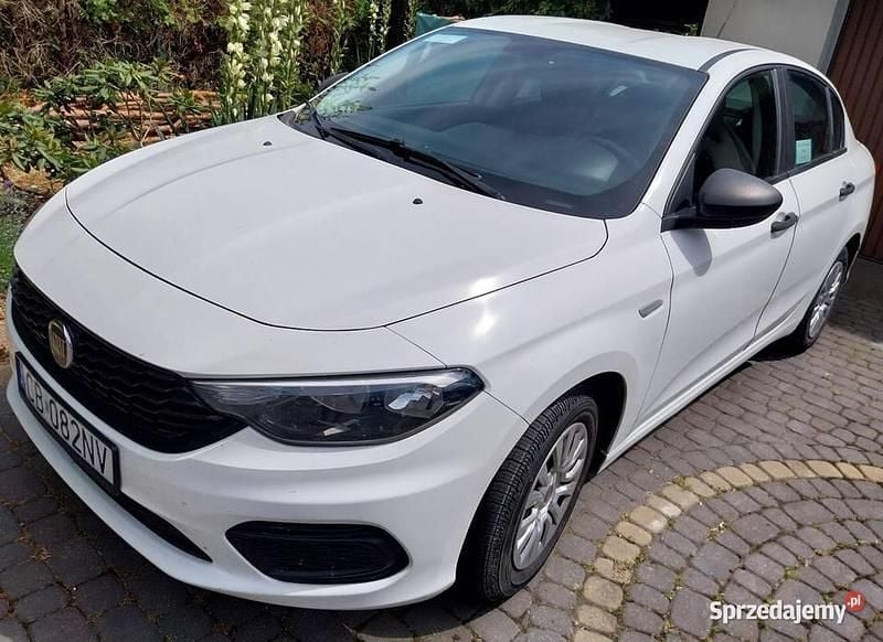 Biały Używany 2018 Fiat Tipo Sedan/Limuzyna | 23 000 zł (Uczciwa cena) - Obraz 1/4