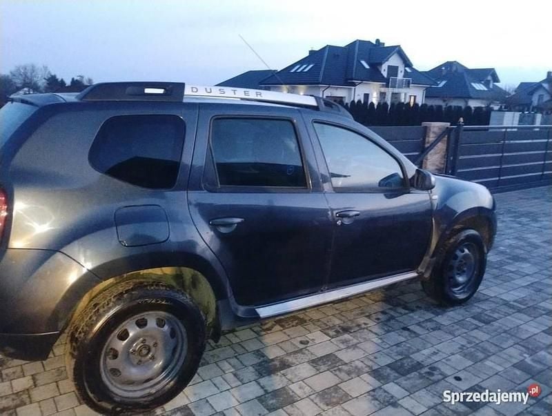 Używany Dacia Duster 2015 Grafitowy Kombi