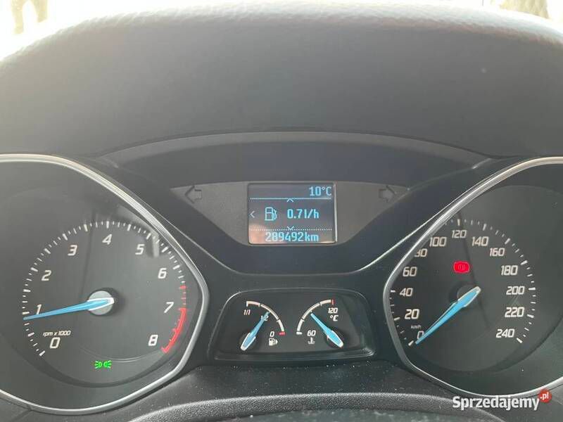 Używany Ford Focus 2011 Czarny Kombi