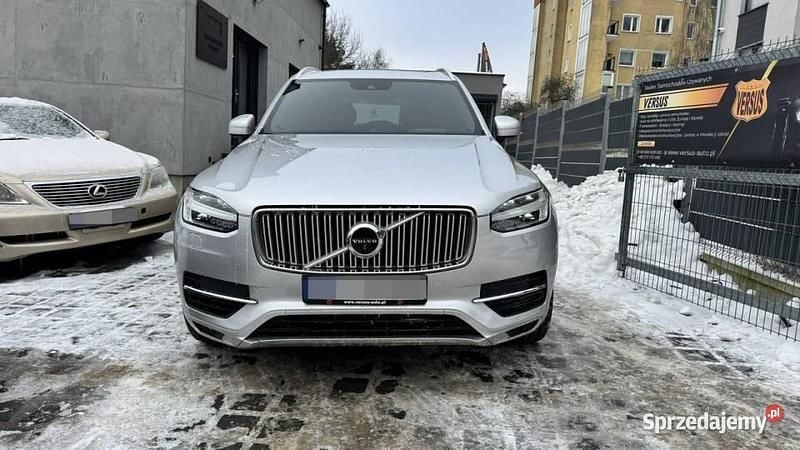 Używany Volvo XC90 2017 Srebrny SUV