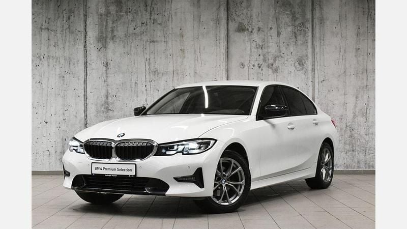 Biel alpejska Używany 2021 BMW 320 Shadowline Sedan/Limuzyna | 114 800 zł (Super Cena) - Obraz 1/3