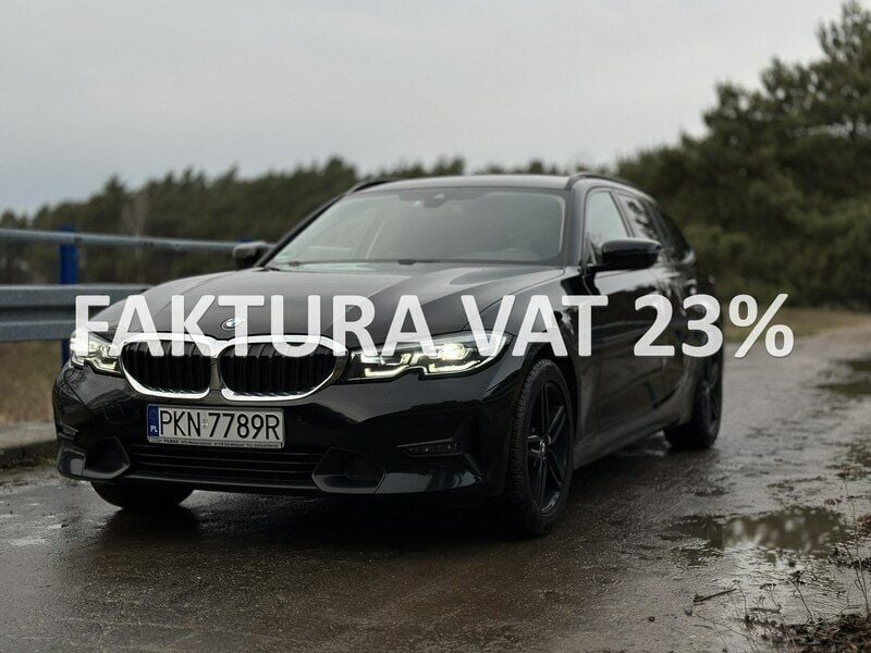 Czarny Używany 2019 BMW 320 Kombi | 88 500 zł - Obraz 1/4