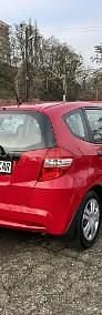Używany Honda Jazz 90 KM (66 kW) 2011 Czerwony Hatchback