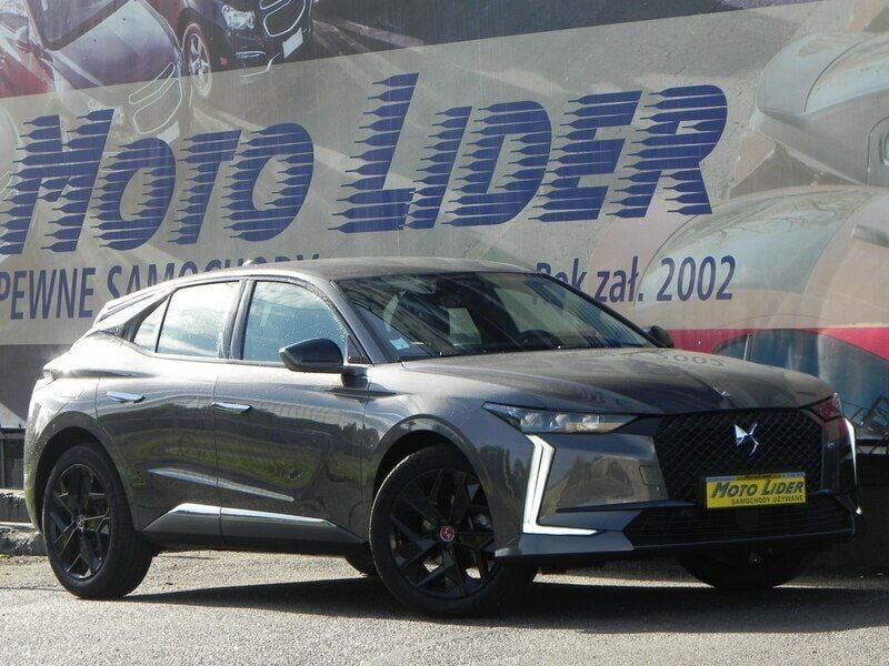 Grafitowy Używany 2022 DS Automobiles DS4 Hatchback | 82 900 zł - Obraz 1/4