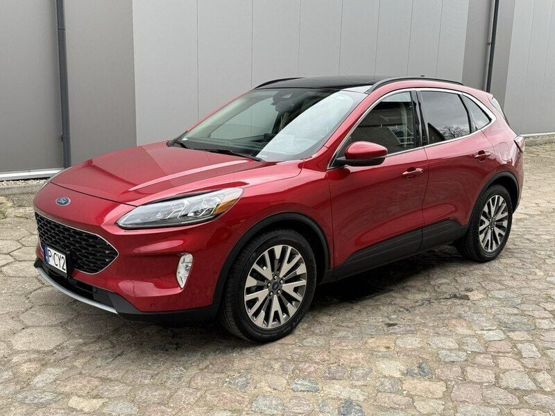 Bordowy Używany 2020 Ford Kuga Titanium SUV | 102 900 zł (Uczciwa cena) - Obraz 1/4