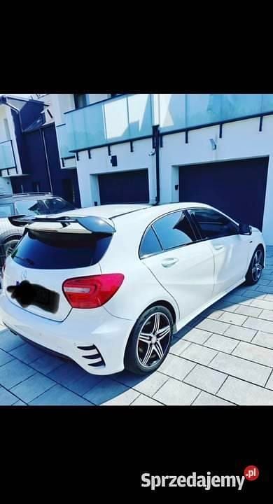 Używany Mercedes A250 AMG 2013 Biały Hatchback