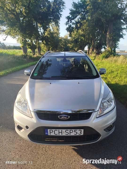 Srebrny Używany 2010 Ford Focus Kombi | 7800 zł (Super Cena) - Obraz 1/4