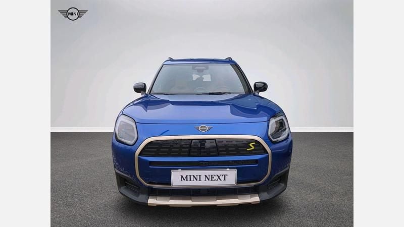 Używany Mini Countryman 225 kW (306 KM) 2024 Blazing blue metalizowany SUV