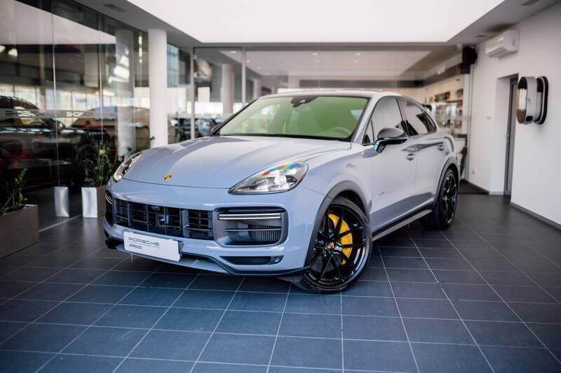 Arctic grey Używany 2023 Porsche Cayenne Turbo GT SUV | 899 900 zł - Obraz 1/4