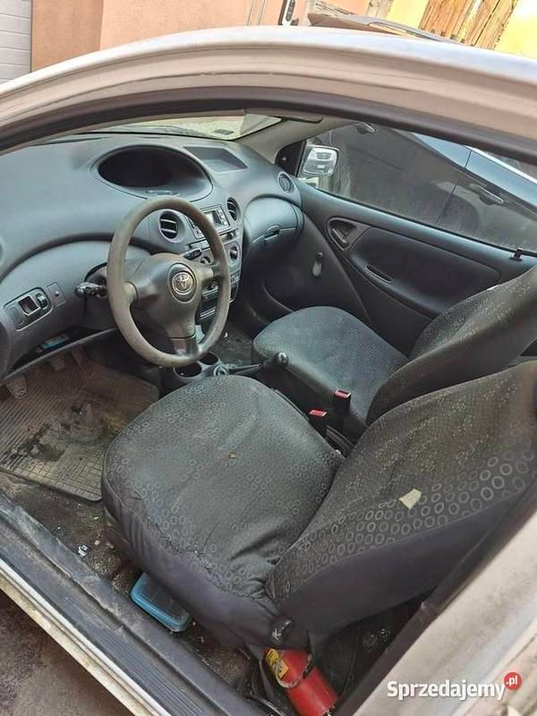 Używany Toyota Yaris 2005 Biały Hatchback