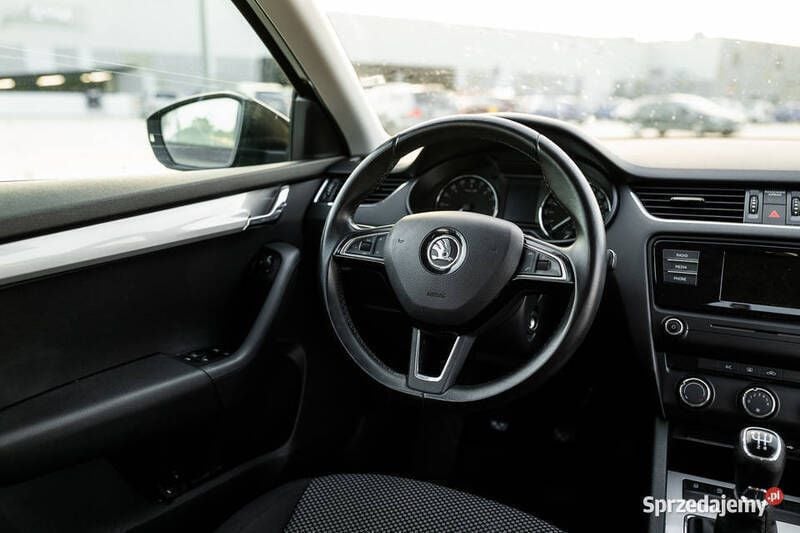 Używany 2016 Skoda Octavia Kombi | 35 900 zł (Uczciwa cena) - Obraz 1/4