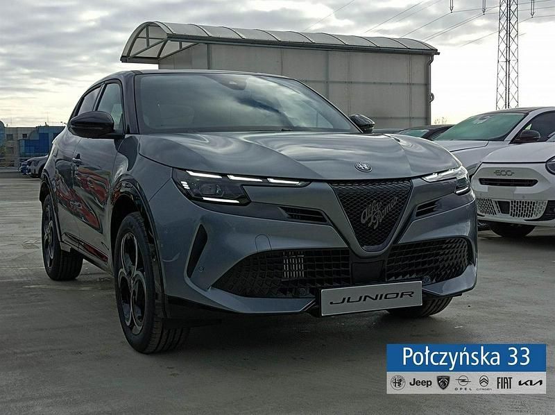 Nowe Alfa Romeo GT Junior 145 KM (106 kW) 2025 Szary (metalik) Hatchback