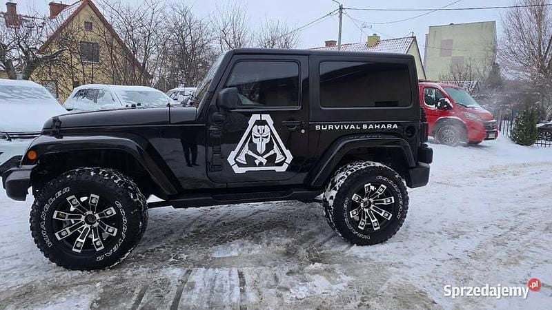 Używany Jeep Wrangler Sahara 2016 Czarny SUV