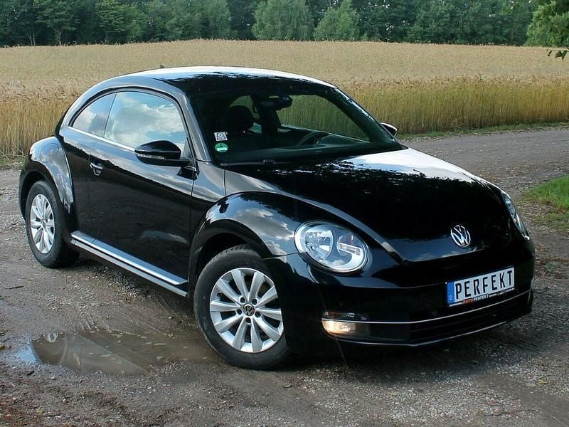 Czarny Używany 2012 VW Beetle Coupe | 27 999 zł - Obraz 1/3