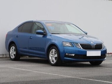 Niebieski Używany 2020 Skoda Octavia Hatchback | 59 999 zł (Dobra cena) - Obraz 1/4