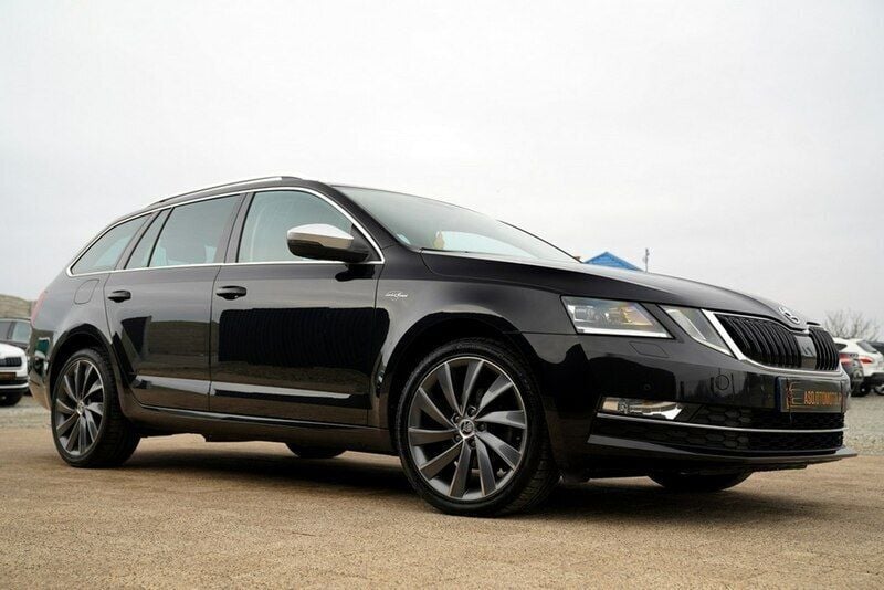 Używany Skoda Octavia 184 KM (135 kW) 2020 Czarny (metalik) Sedan/Limuzyna