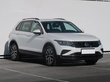 Biały Używany 2021 VW Tiguan SUV | 109 999 zł (Uczciwa cena) - Obraz 1/4